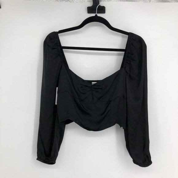 NWT Aritzia Sunday Best Black Satin Sweetheart Billie Blouse size 6 - Picture 3 of 16